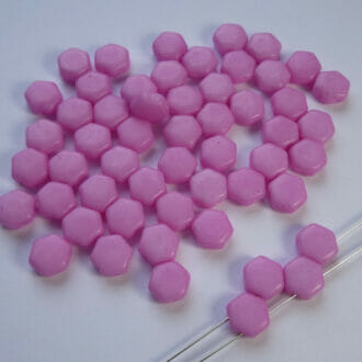 Dvoudírkové korálky Hexagon 6mm, barva světle růžová