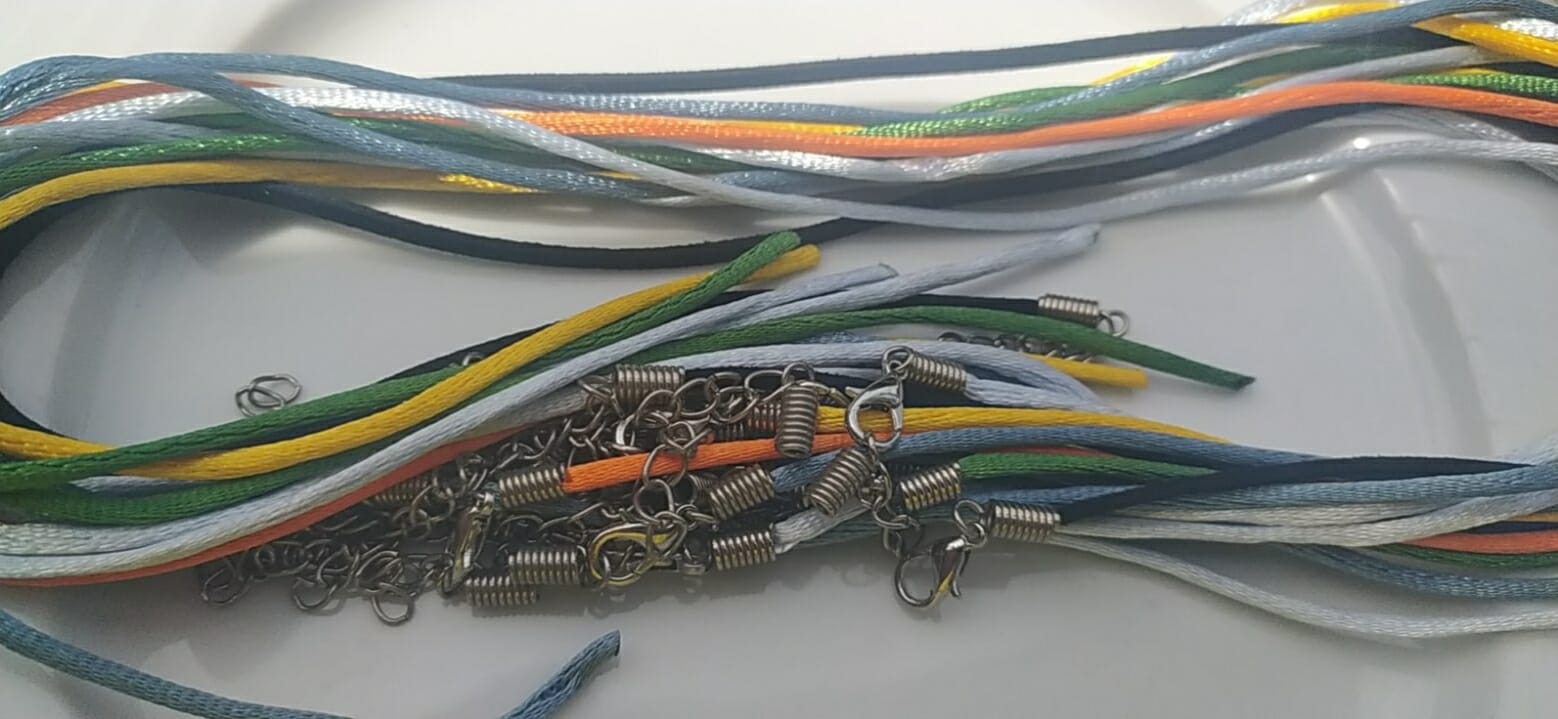 Náhlrdelník saténový, rozměr 3mm, délka 50cm, barva mix 1 Náhlrdelník saténový, rozměr 3mm, délka 50cm, barva mix