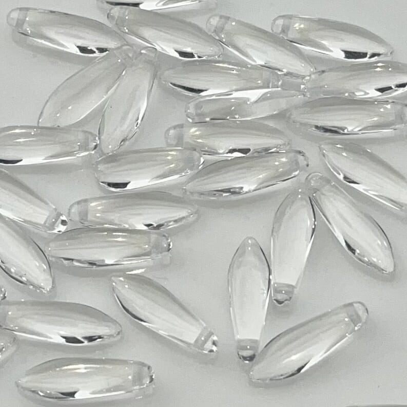 Korálek mačkaný, tvar jazýček, rozměr 5x16mm, barva 00030 1 Korálek mačkaný, tvar jazýček, rozměr 5x16mm, barva 00030