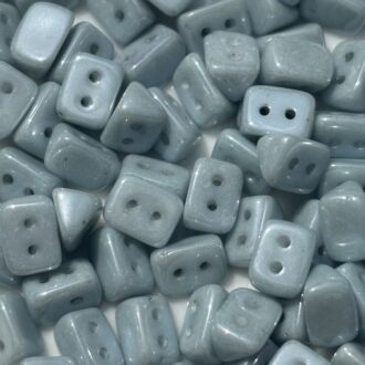 Korálek mačkaný TRIOS, 2 dírky,velikost 6x4 mm-barva 02010-15495-zelená